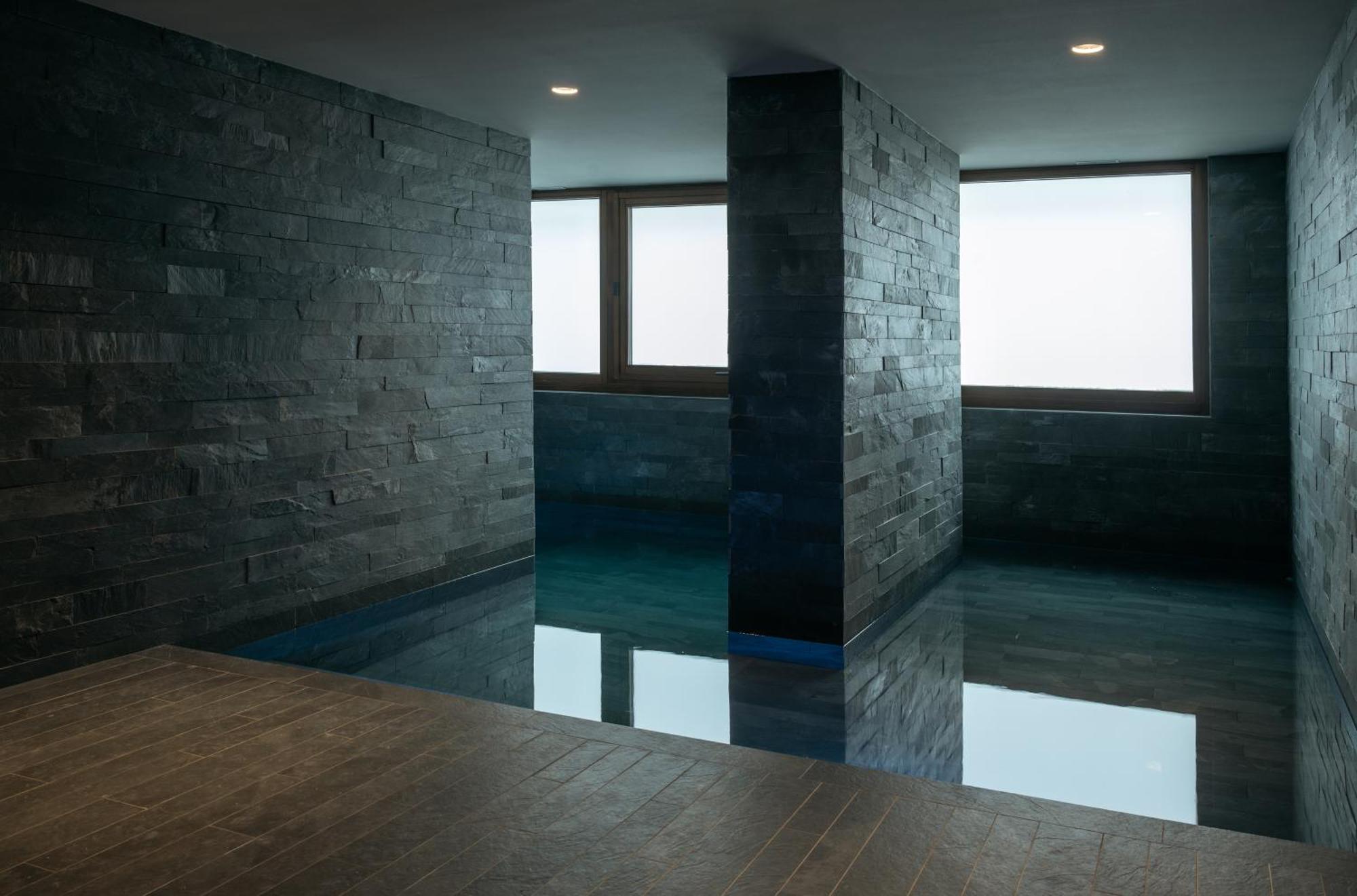 Isard Residences By Leo เอลตาร์แตร์ ภายนอก รูปภาพ