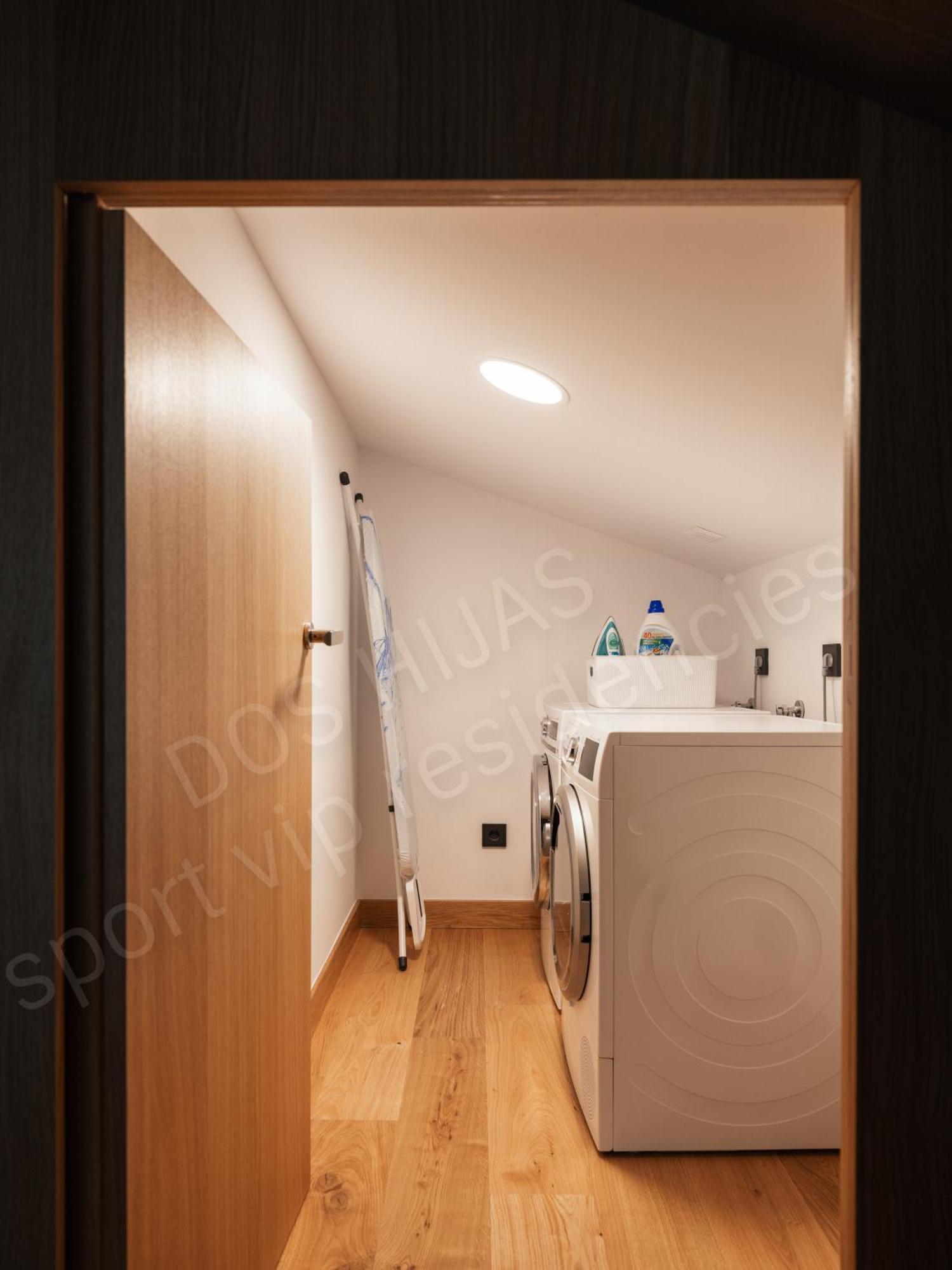 Isard Residences By Leo เอลตาร์แตร์ ภายนอก รูปภาพ